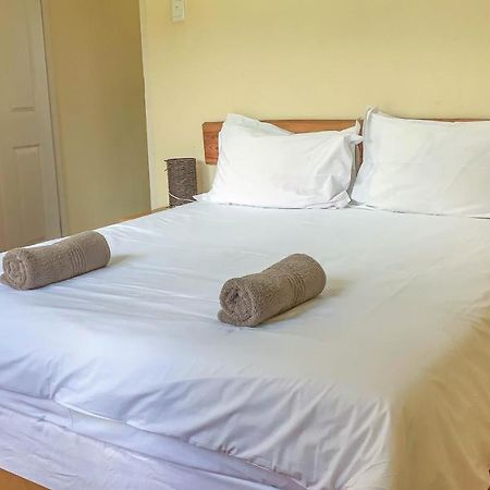 Wits End Mountain Resort Champagne Valley Buitenkant foto