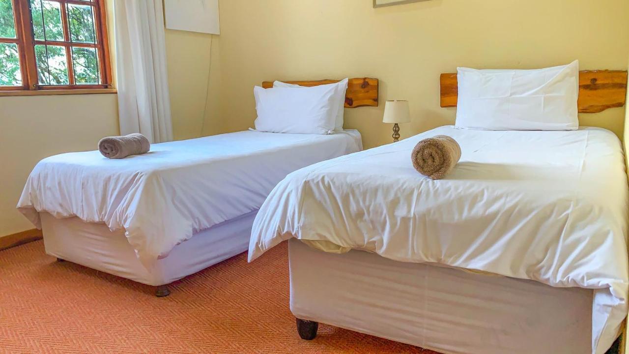 Wits End Mountain Resort Champagne Valley Buitenkant foto