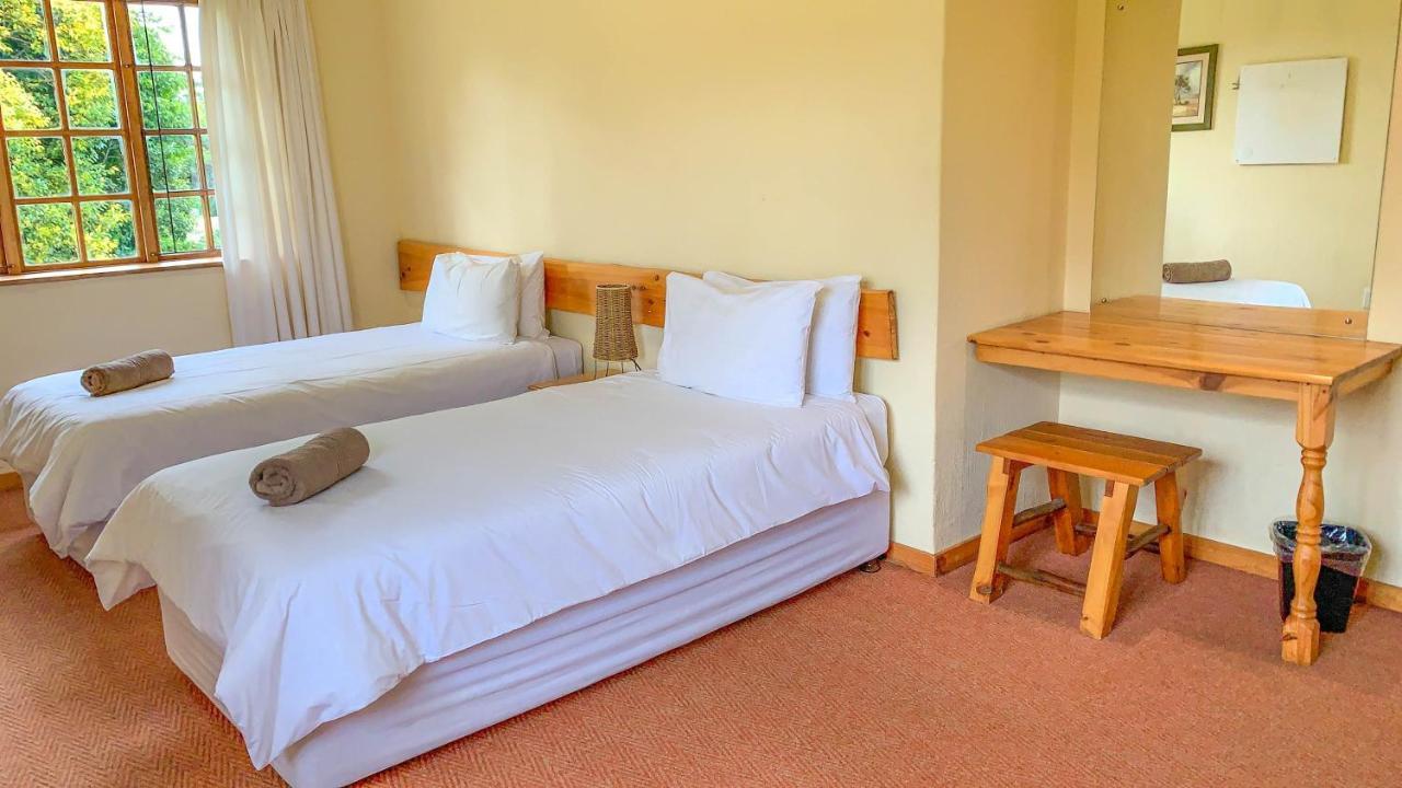 Wits End Mountain Resort Champagne Valley Buitenkant foto