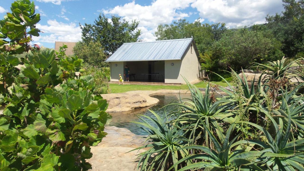 Wits End Mountain Resort Champagne Valley Buitenkant foto
